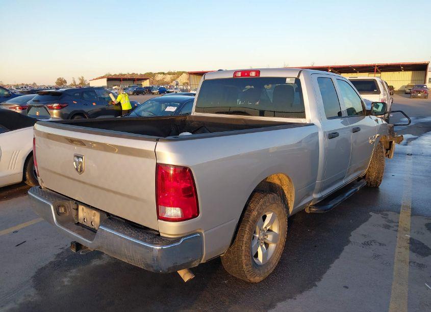 Photo 4 of 2019 Ram 1500 CLASSIC TRADESMAN 4X2 6'4 BOX (VIN 1C6RR6FT4KS572530)