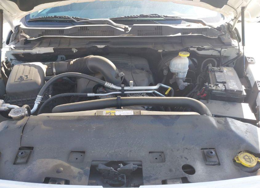 Photo 10 of 2019 Ram 1500 CLASSIC EXPRESS 4X2 6'4 BOX (VIN 1C6RR6FT5KS515088)