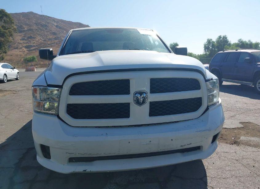 Photo 13 of 2019 Ram 1500 CLASSIC EXPRESS 4X2 6'4 BOX (VIN 1C6RR6FT5KS515088)