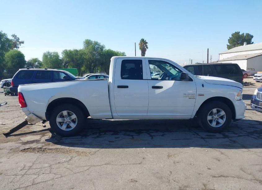 Photo 14 of 2019 Ram 1500 CLASSIC EXPRESS 4X2 6'4 BOX (VIN 1C6RR6FT5KS515088)