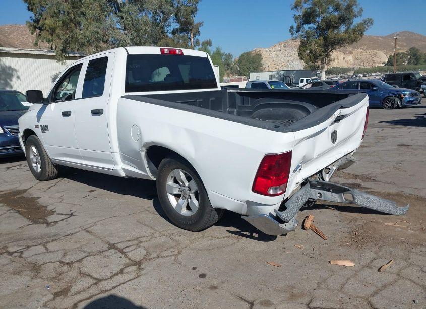 Photo 3 of 2019 Ram 1500 CLASSIC EXPRESS 4X2 6'4 BOX (VIN 1C6RR6FT5KS515088)