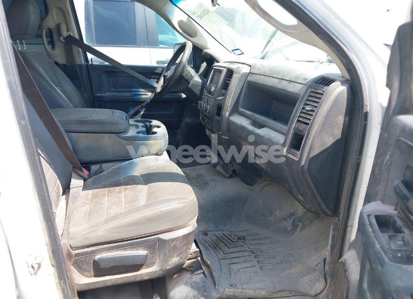 Photo 5 of 2017 Ram 1500 TRADESMAN 4X2 6'4 BOX (VIN 1C6RR6FT6HS542504)