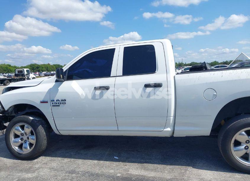 Photo 13 of 2019 Ram 1500 CLASSIC EXPRESS 4X2 6'4 BOX (VIN 1C6RR6FT6KS545782)