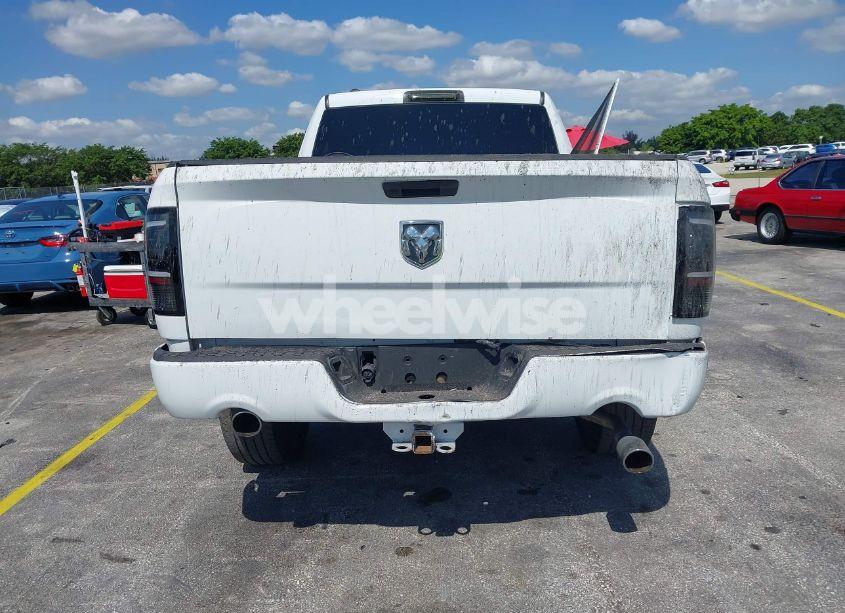 Photo 15 of 2019 Ram 1500 CLASSIC EXPRESS 4X2 6'4 BOX (VIN 1C6RR6FT6KS545782)