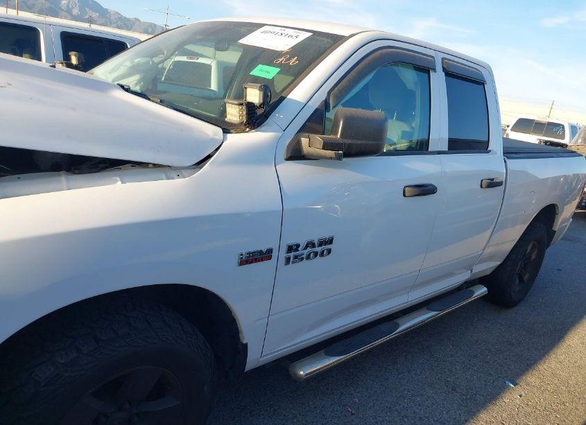 Photo 15 of 2018 Ram 1500 EXPRESS 4X2 6'4 BOX (VIN 1C6RR6FT7JS279929)