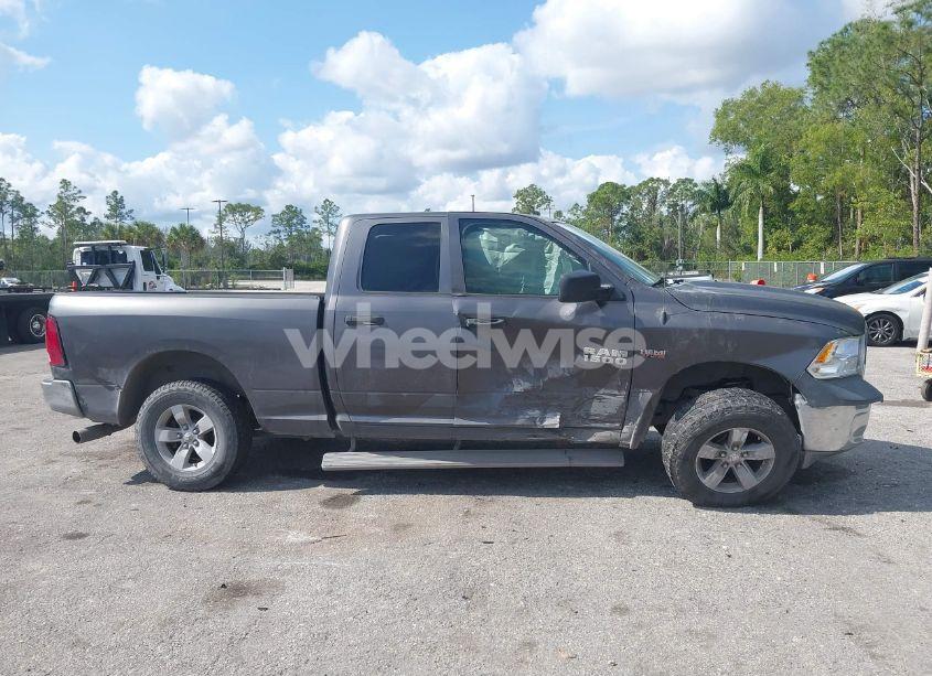 Photo 13 of 2018 Ram 1500 TRADESMAN 4X2 6'4 BOX (VIN 1C6RR6FT7JS350577)