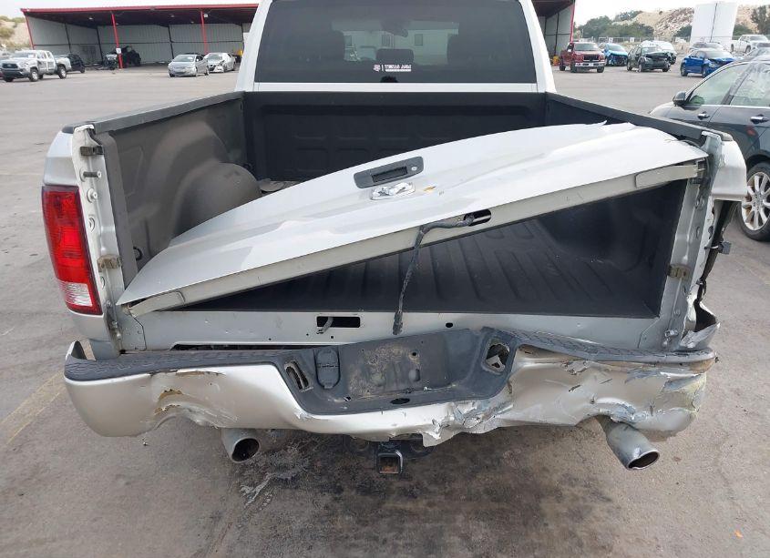 Photo 6 of 2017 Ram 1500 EXPRESS 4X2 6'4 BOX (VIN 1C6RR6FT8HS505065)