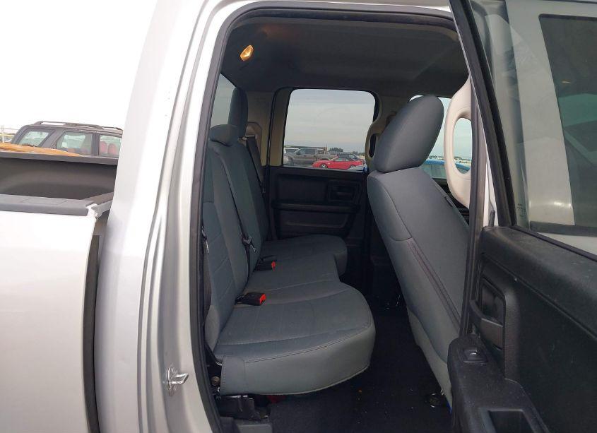 Photo 8 of 2017 Ram 1500 EXPRESS 4X2 6'4 BOX (VIN 1C6RR6FT8HS505065)