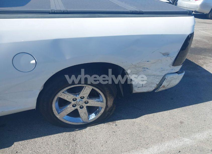 Photo 6 of 2018 Ram 1500 EXPRESS 4X2 6'4 BOX (VIN 1C6RR6FT8JS149433)