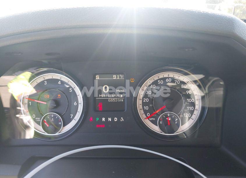 Photo 7 of 2018 Ram 1500 EXPRESS 4X2 6'4 BOX (VIN 1C6RR6FT8JS149433)