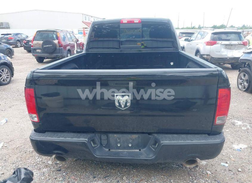 Photo 17 of 2018 Ram 1500 EXPRESS 4X2 6'4 BOX (VIN 1C6RR6FT8JS171237)