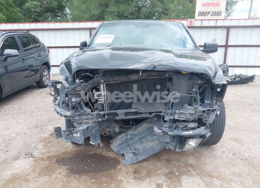 Photo 6 of 2018 Ram 1500 EXPRESS 4X2 6'4 BOX (VIN 1C6RR6FT8JS171237)