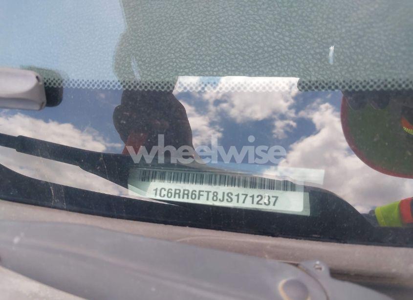 Photo 9 of 2018 Ram 1500 EXPRESS 4X2 6'4 BOX (VIN 1C6RR6FT8JS171237)