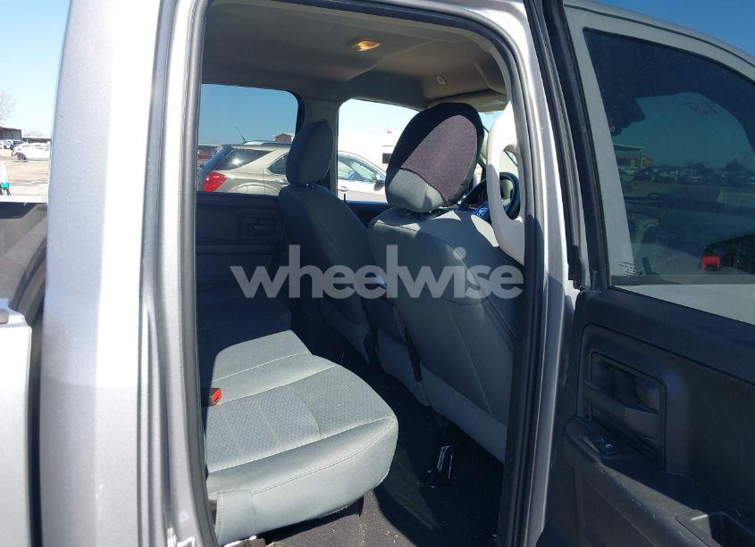 Photo 8 of 2019 Ram 1500 CLASSIC TRADESMAN 4X2 6'4 BOX (VIN 1C6RR6FT8KS723398)