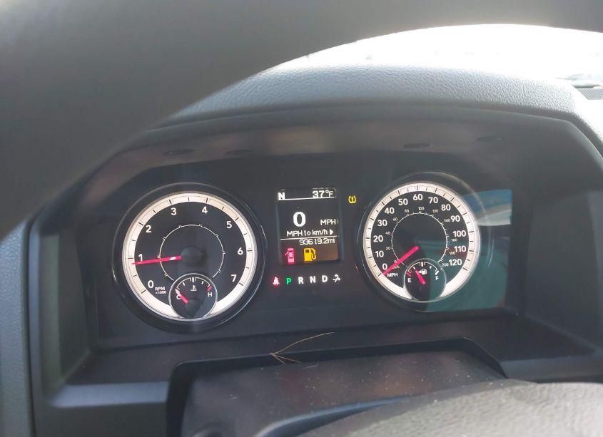 Photo 7 of 2018 Ram 1500 EXPRESS 4X2 6'4 BOX (VIN 1C6RR6FT9JS322649)