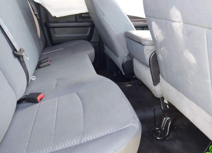 Photo 8 of 2019 Ram 1500 CLASSIC TRADESMAN QUAD CAB 4X2 6'4 BOX (VIN 1C6RR6FT9KS702141)