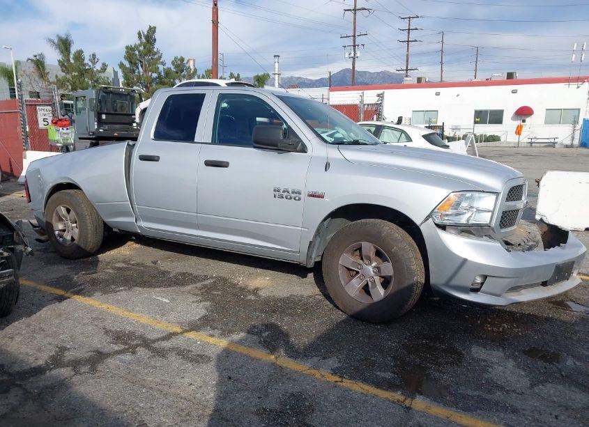 Photo 14 of 2018 Ram 1500 EXPRESS 4X2 6'4 BOX (VIN 1C6RR6FTXJS249176)