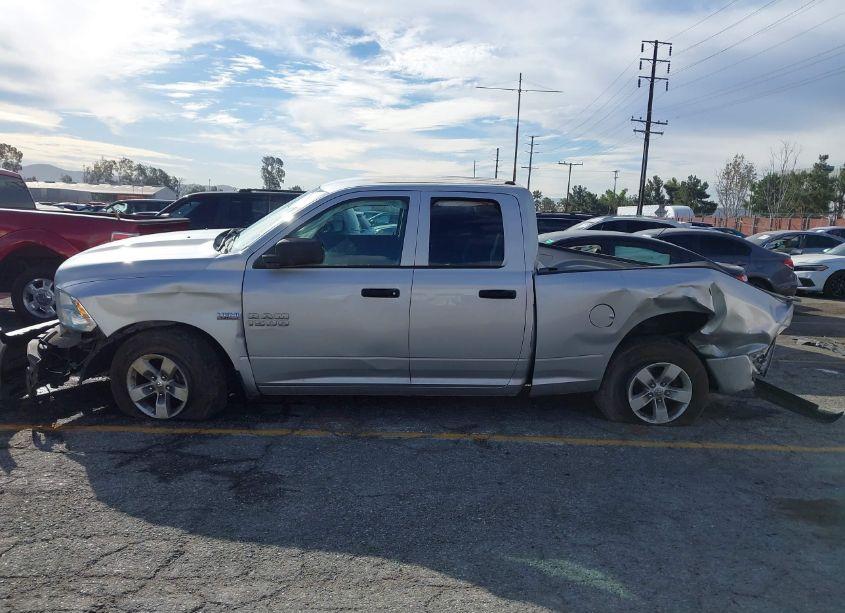 Photo 20 of 2018 Ram 1500 EXPRESS 4X2 6'4 BOX (VIN 1C6RR6FTXJS249176)