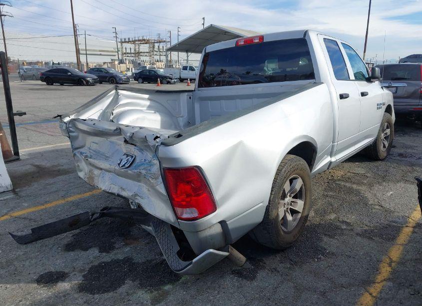 Photo 4 of 2018 Ram 1500 EXPRESS 4X2 6'4 BOX (VIN 1C6RR6FTXJS249176)