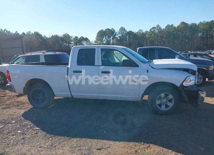 Photo 13 of 2019 Ram 1500 CLASSIC TRADESMAN (VIN 1C6RR6FTXKS584312)