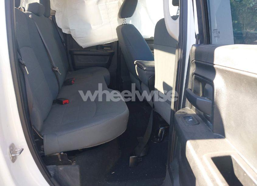 Photo 8 of 2019 Ram 1500 CLASSIC TRADESMAN (VIN 1C6RR6FTXKS584312)