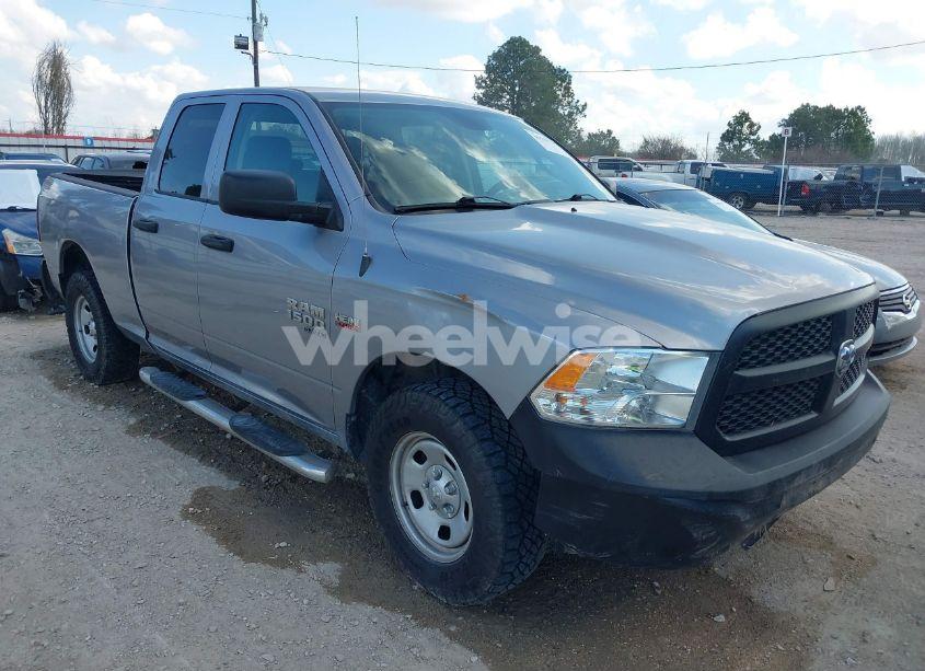 2019 Ram 1500 CLASSIC TRADESMAN 4X2 6'4 BOX (VIN 1C6RR6FTXKS668369) main photo