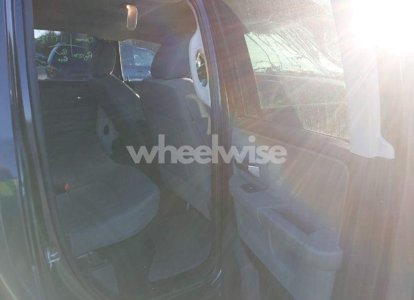 Photo 8 of 2017 Ram 1500 SLT 4X2 6'4 BOX (VIN 1C6RR6GG1HS708140)