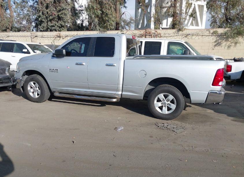 Photo 14 of 2018 Ram 1500 SLT 4X2 6'4 BOX (VIN 1C6RR6GG1JS324431)