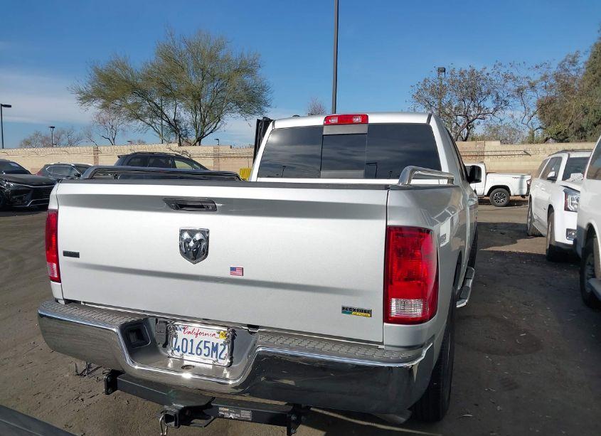 Photo 16 of 2018 Ram 1500 SLT 4X2 6'4 BOX (VIN 1C6RR6GG1JS324431)