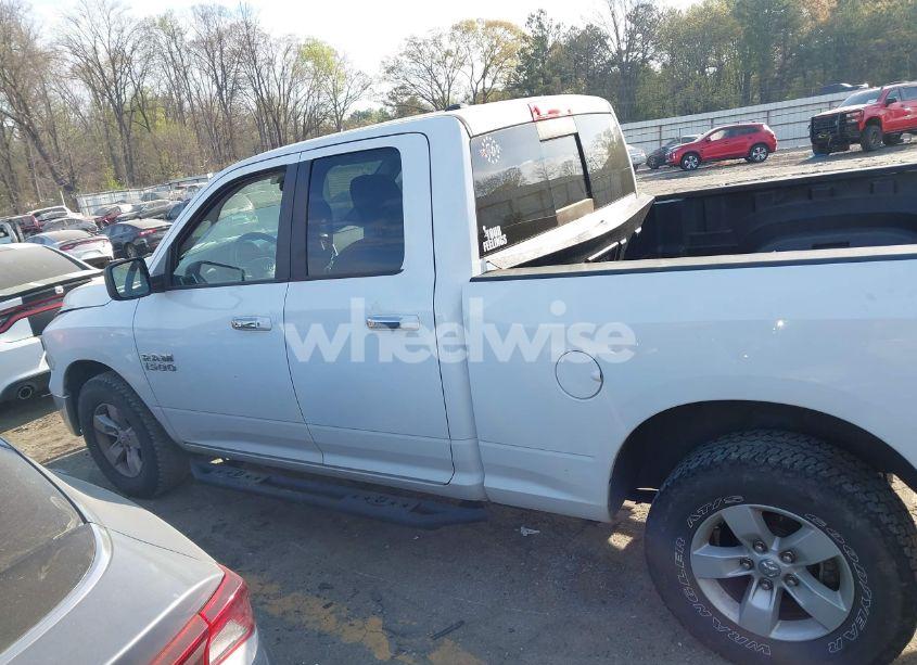 Photo 13 of 2018 Ram 1500 SLT 4X2 6'4 BOX (VIN 1C6RR6GG2JS324342)