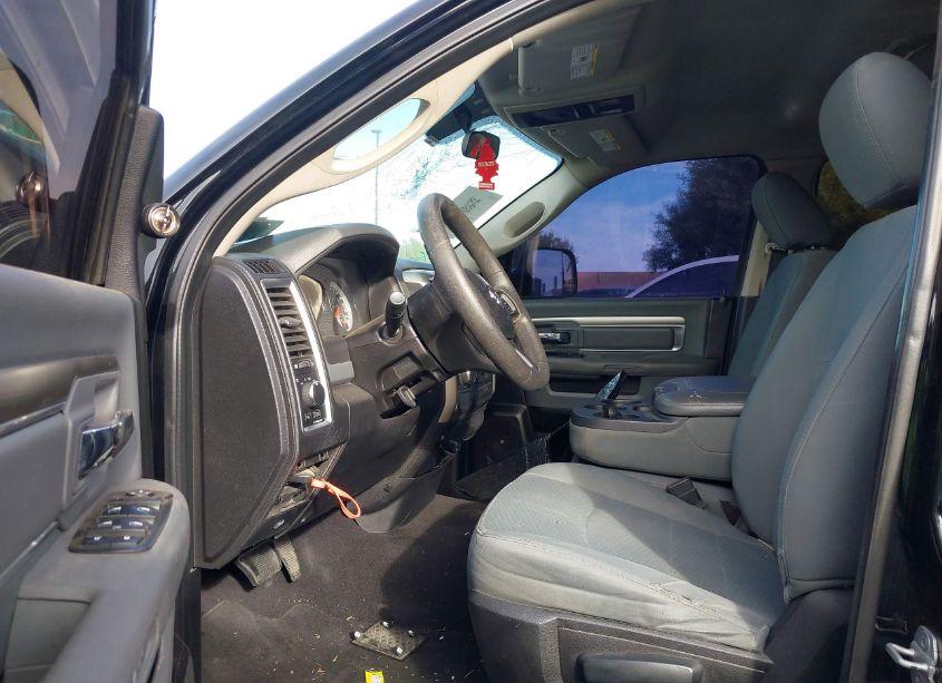 Photo 5 of 2013 Ram 1500 SLT (VIN 1C6RR6GG4DS649983)