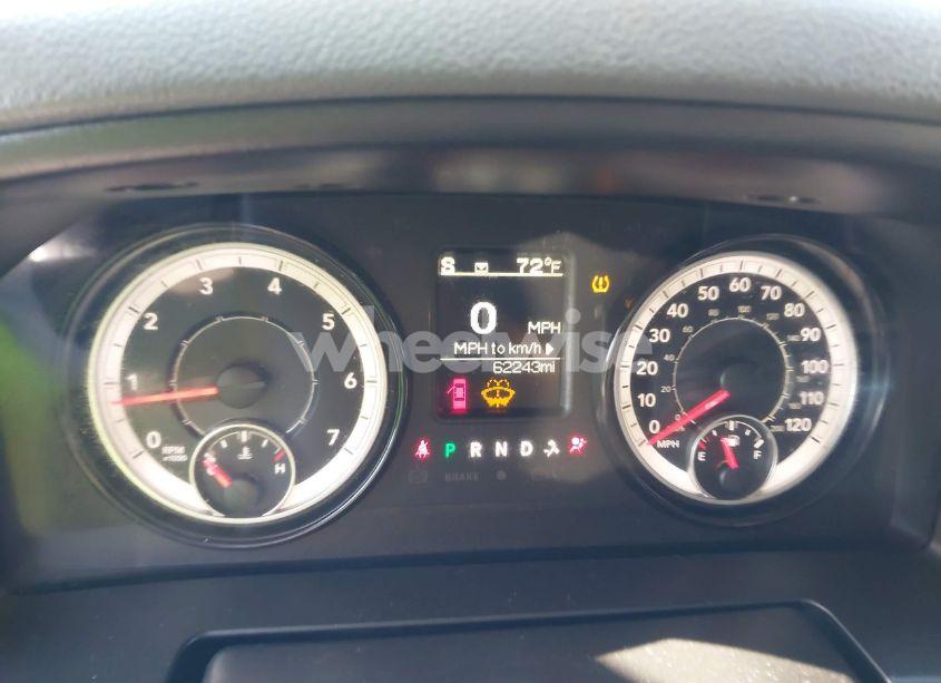 Photo 7 of 2019 Ram 1500 CLASSIC WARLOCK 4X2 6'4 BOX (VIN 1C6RR6GG4KS669681)