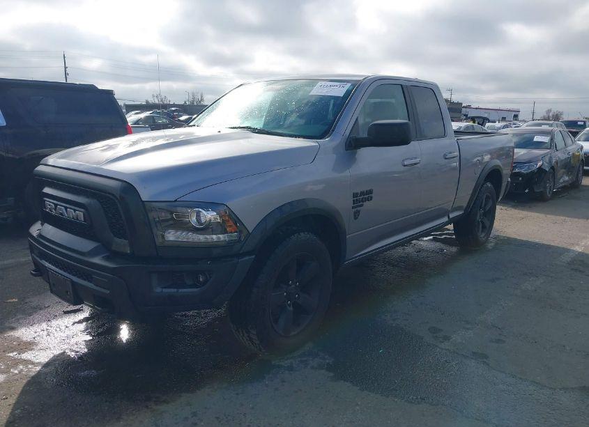 Photo 2 of 2019 Ram 1500 CLASSIC WARLOCK 4X2 6'4 BOX (VIN 1C6RR6GG5KS636852)