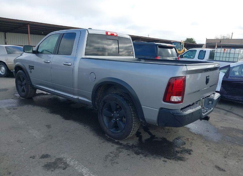 Photo 3 of 2019 Ram 1500 CLASSIC WARLOCK 4X2 6'4 BOX (VIN 1C6RR6GG5KS636852)
