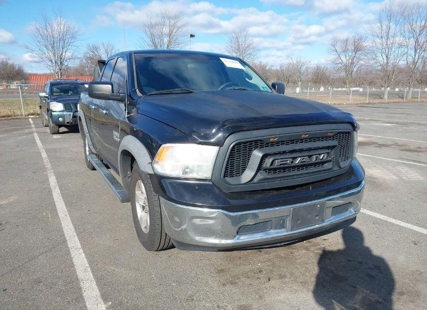 2017 Ram 1500 SLT 4X2 6'4 BOX (VIN 1C6RR6GG6HS747001) main photo