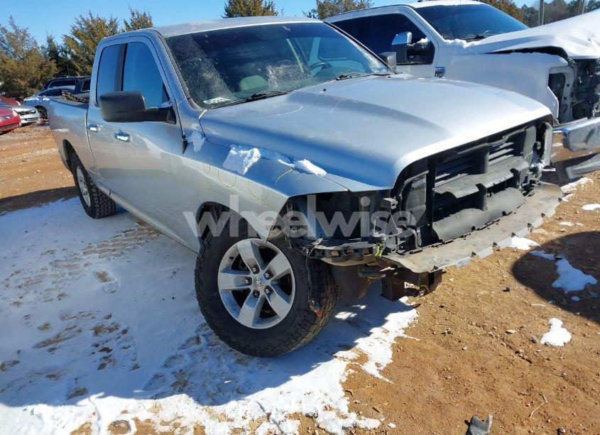 2017 Ram 1500 SLT 4X2 6'4 BOX (VIN 1C6RR6GG7HS786146) main photo