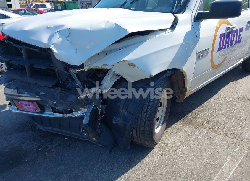 Photo 18 of 2018 Ram 1500 SLT 4X2 6'4 BOX (VIN 1C6RR6GG7JS324269)