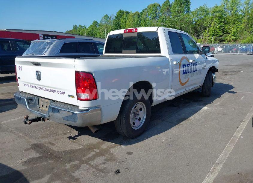 Photo 4 of 2018 Ram 1500 SLT 4X2 6'4 BOX (VIN 1C6RR6GG7JS324269)