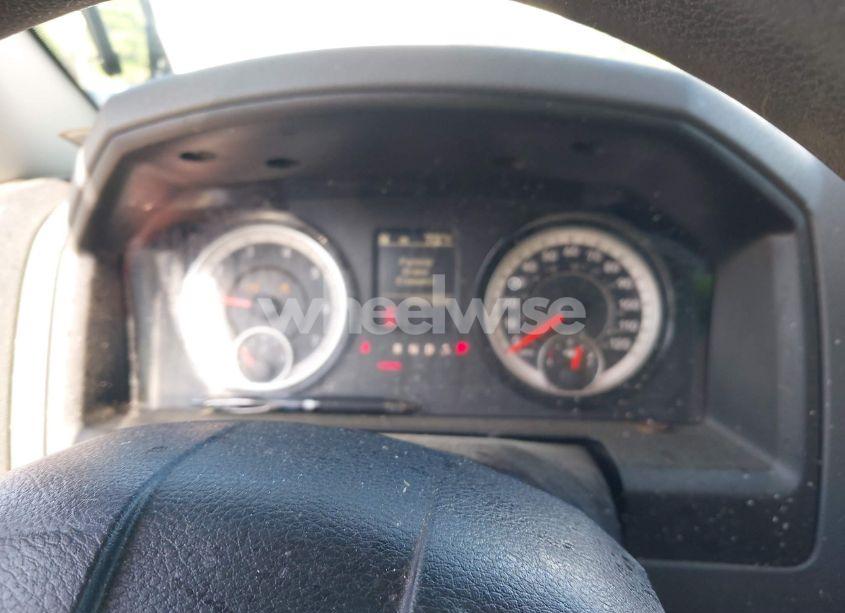 Photo 7 of 2018 Ram 1500 SLT 4X2 6'4 BOX (VIN 1C6RR6GG7JS324269)