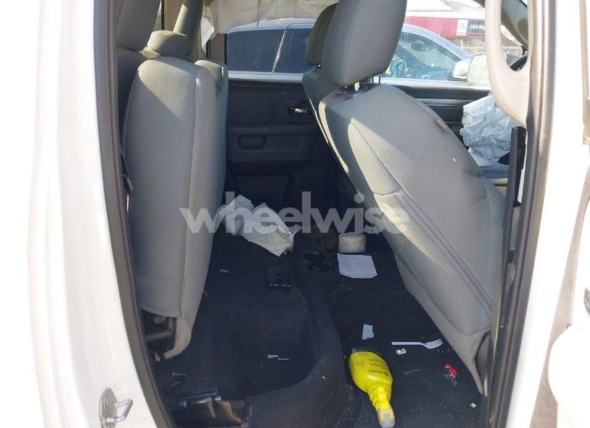 Photo 8 of 2018 Ram 1500 SLT 4X2 6'4 BOX (VIN 1C6RR6GG7JS324269)