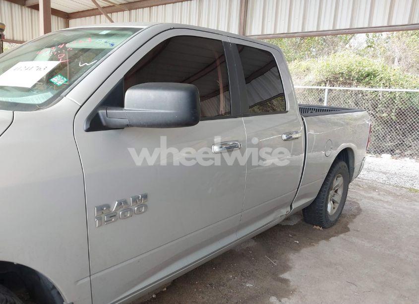 Photo 6 of 2016 Ram 1500 SLT (VIN 1C6RR6GG8GS375661)