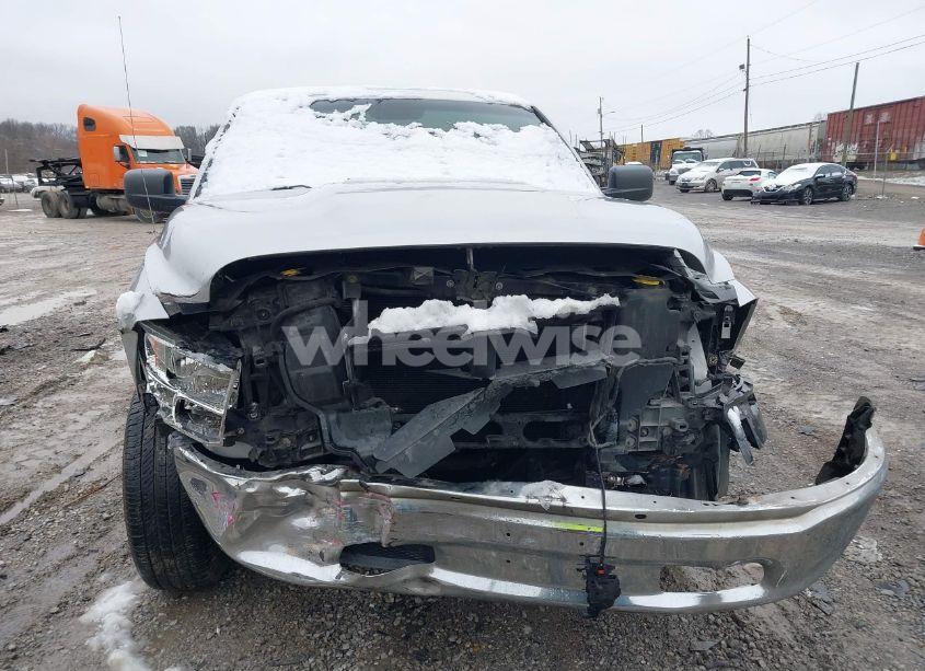 Photo 12 of 2017 Ram 1500 SLT 4X2 6'4 BOX (VIN 1C6RR6GG8HS657302)