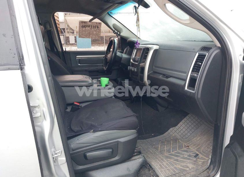 Photo 5 of 2017 Ram 1500 SLT 4X2 6'4 BOX (VIN 1C6RR6GG8HS657302)