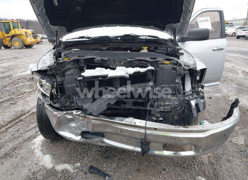 Photo 6 of 2017 Ram 1500 SLT 4X2 6'4 BOX (VIN 1C6RR6GG8HS657302)