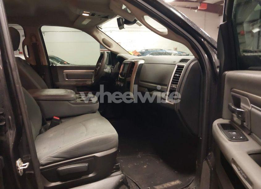Photo 5 of 2016 Ram 1500 SLT (VIN 1C6RR6GG9GS143960)