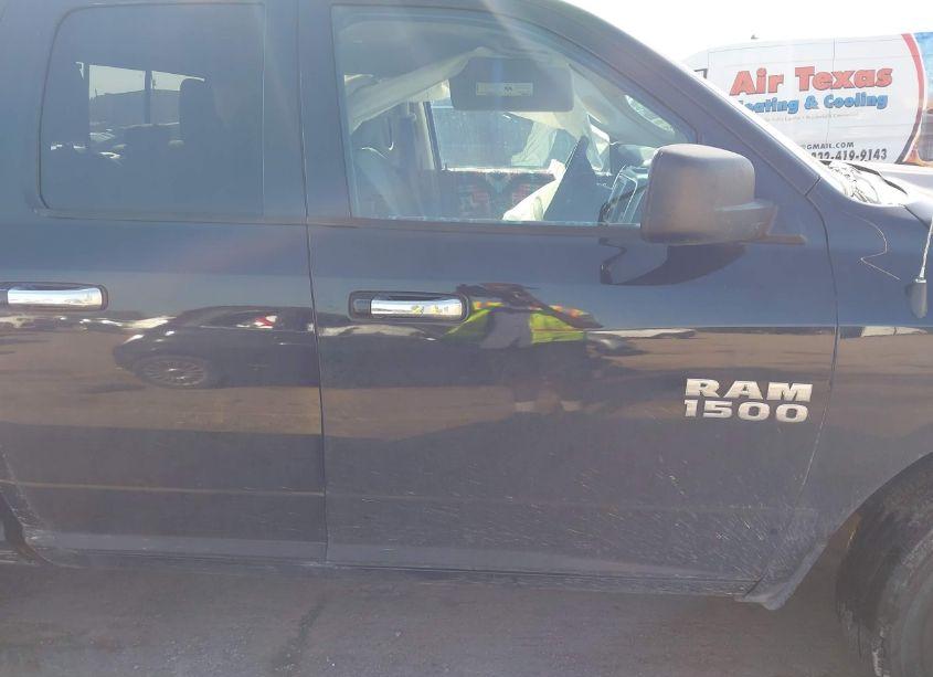 Photo 13 of 2017 Ram 1500 SLT 4X2 6'4 BOX (VIN 1C6RR6GG9HS707916)