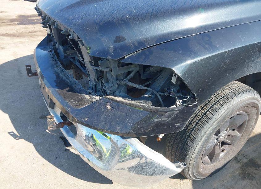 Photo 6 of 2017 Ram 1500 SLT 4X2 6'4 BOX (VIN 1C6RR6GG9HS707916)