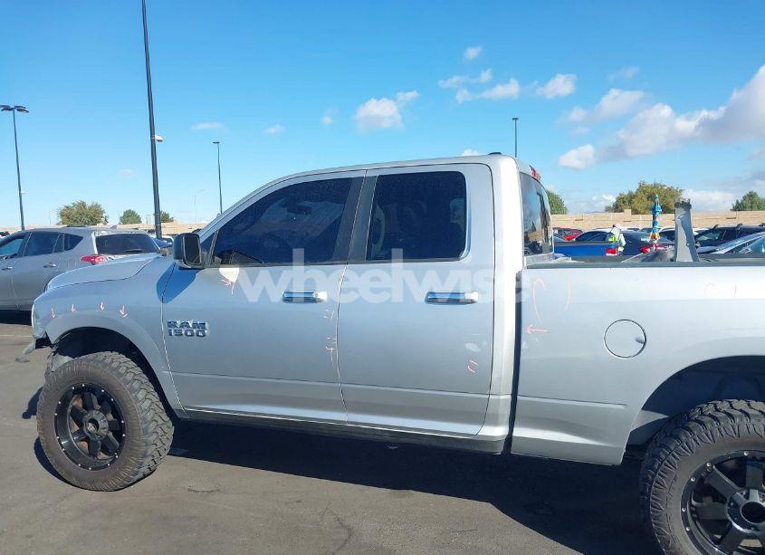 Photo 15 of 2017 Ram 1500 SLT 4X2 6'4 BOX (VIN 1C6RR6GG9HS804033)