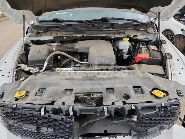 Photo 4 of 2024 RAM 1500 CLASSIC SLT (VIN 1C6RR6GG9RS128734)