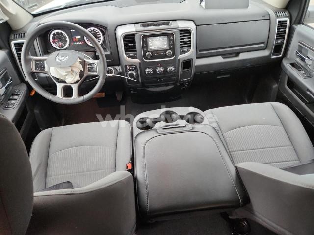 Photo 5 of 2024 RAM 1500 CLASSIC SLT (VIN 1C6RR6GG9RS128734)